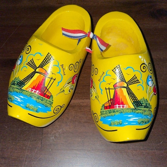 Other - Dutch wooden clogs